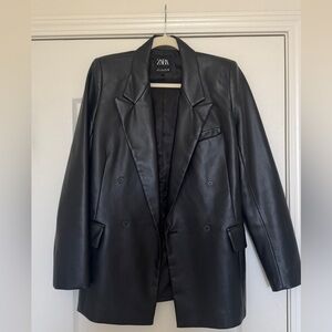 Zara Women's Black Double-Breasted Blazer